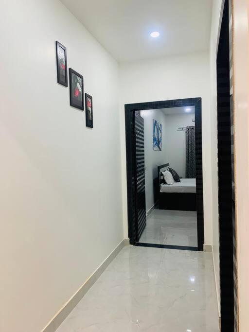 דירות גווהטי White Orchid, Unique & Stylish, Executive 2Bhk. מראה חיצוני תמונה